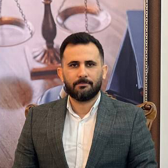 حسین حاجی زاده وکیل پایه یک دادگستری